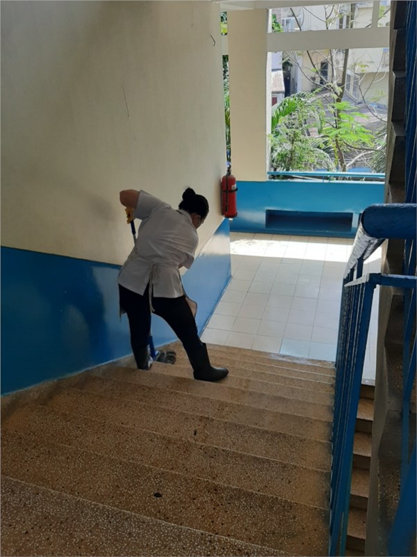 IBUT3327.JPG